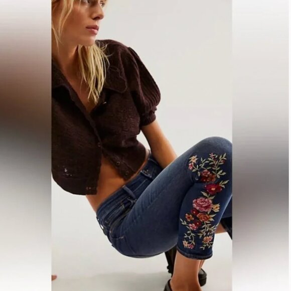 DRIFTWOOD Jackie Embroidered Raw Hem Floral Distressed Skinny Jeans size 25 - Picture 8 of 15